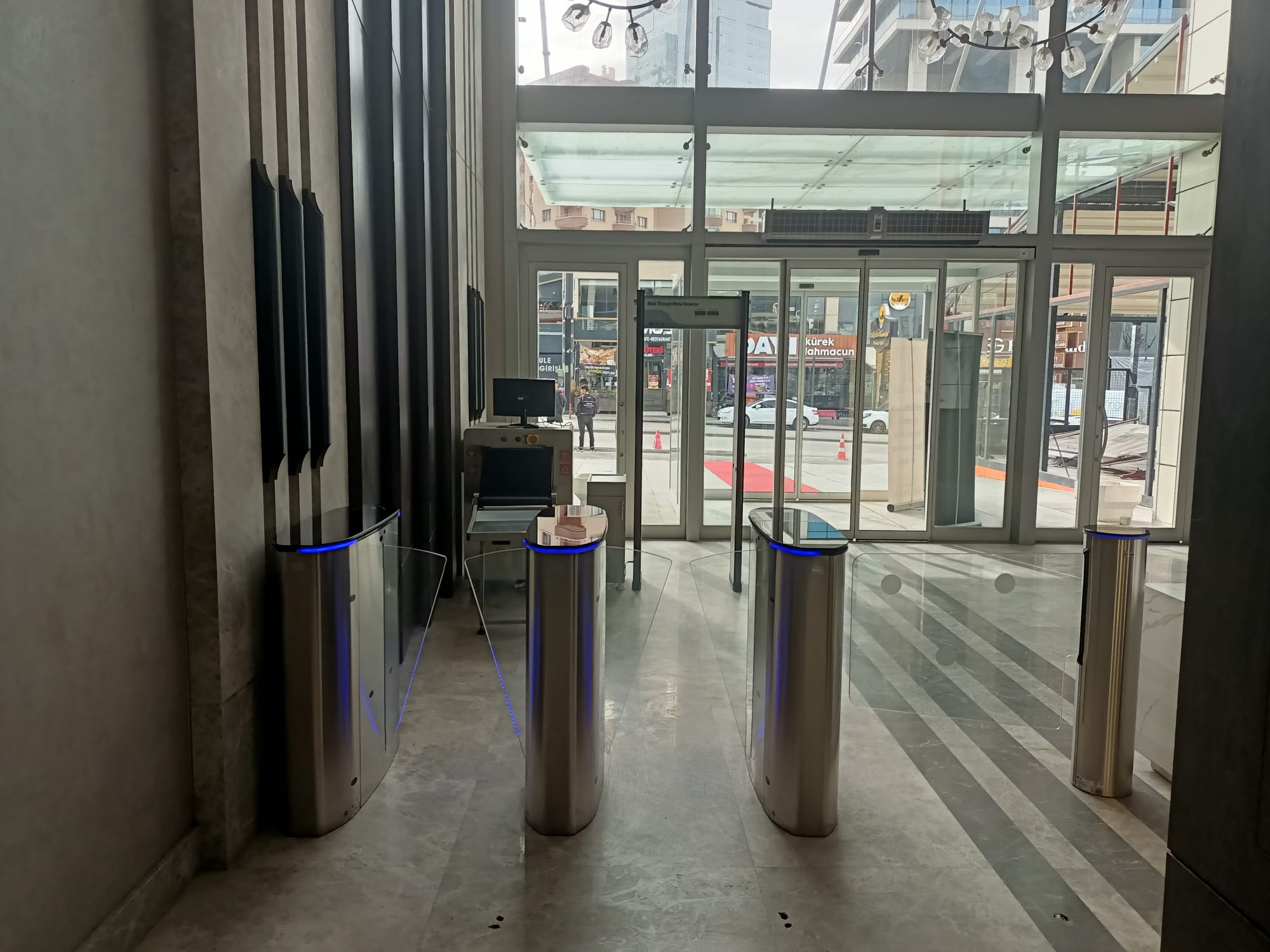 Orion Plaza Kartlı Geçiş Sistemi Projesi